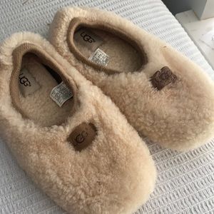 Ugg slippers